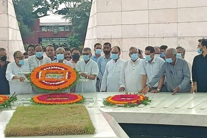 জিয়ার মাজারে যেতে বাধা দেওয়ার অভিযোগ মির্জা ফখরুলের