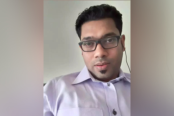 ছেলের বিরুদ্ধে থানায় অভিযোগ মায়ের