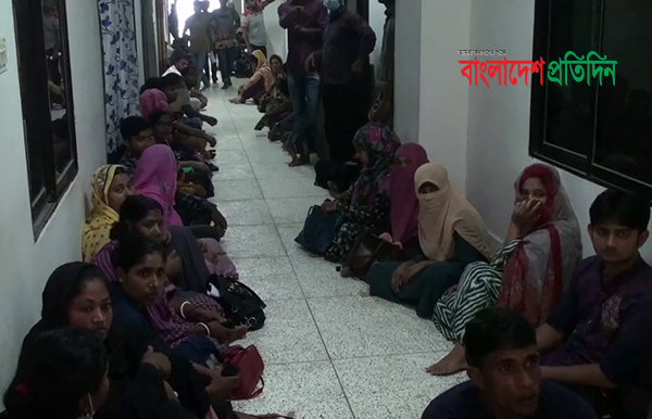 এক মাসের মধ্যে দাবি পূরণের শর্তে মুক্ত হলেন বশেমুরবিপ্রবির ভিসি