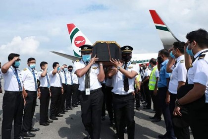 মায়ের কবরের পাশে চিরনিদ্রায় শায়িত হবেন ক্যাপ্টেন নওশাদ