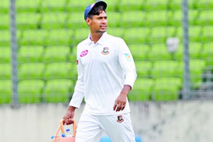 এখন টেস্ট খেলতে চাচ্ছেন না মোস্তাফিজ, জানালেন আকরাম খান

