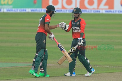 কিউইদের ১৪২ রানের চ্যালেঞ্জ ছুড়ে দিল টাইগাররা