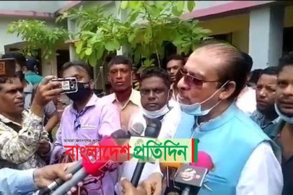 এজেন্টদের মারধর, জোরপূর্বক নৌকায় ভোট দেওয়ার অভিযোগ আতিকের