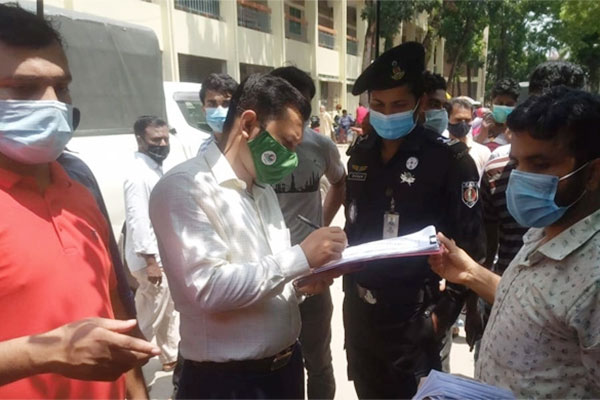 সারাদেশে র‍্যাবের অভিযানে ৫০০ দালাল আটক