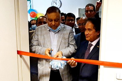 বার্লিনে বাংলাদেশ দূতাবাসে ‘ই-পাসপোর্ট’ কার্যক্রমের উদ্বোধন