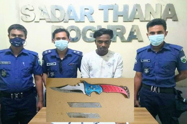 বগুড়ায় বার্মিজ চাকুসহ যুবক গ্রেফতার