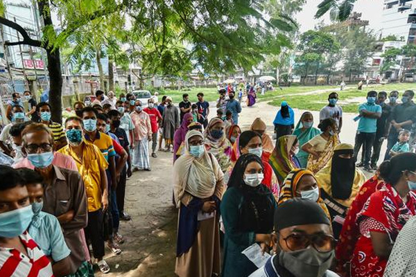 দেশব্যাপী গণটিকার দ্বিতীয় ডোজ শুরু মঙ্গলবার

