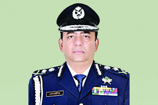 পুলিশের ঘা সারাতে চিকিৎসা চলছে
