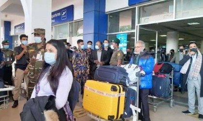 সিলেটে আটকা পড়েছেন ৬ সহস্রাধিক লন্ডন প্রবাসী!


