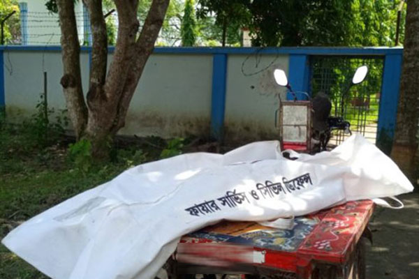 ফরিদপুরে সড়ক দুর্ঘটনায় একজন নিহত