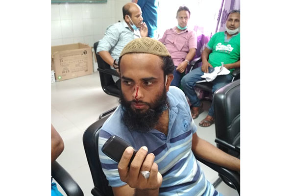 গৌরীপুরে টিকা কেন্দ্রে স্বাস্থ্য সহকারীকে মারধর