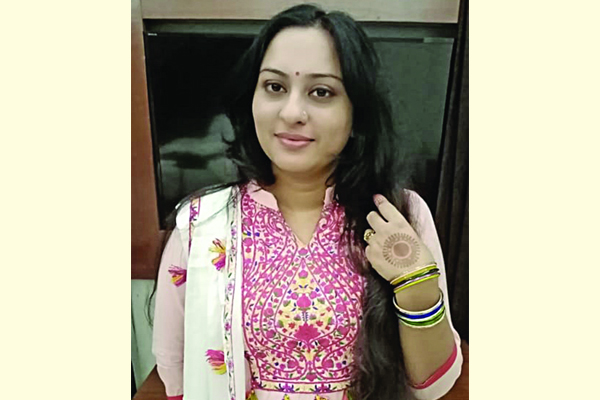 ‘টলি তারকা’ নিয়ে সোনিয়া