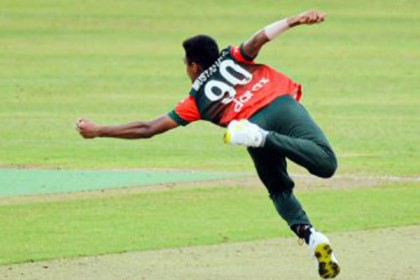 ভিডিওতে দেখুন মুস্তাফিজের চোখ ধাঁধানো সেই ক্যাচ
