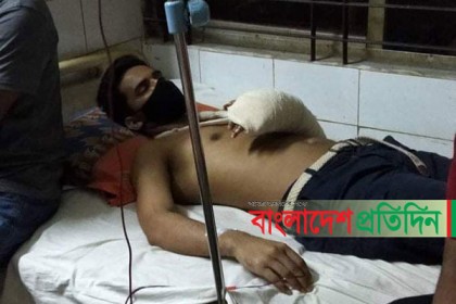 বেরোবিতে শিক্ষার্থীর হাতের রগ কর্তন, শিক্ষককে মারধর