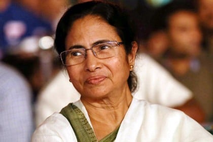 নেই কোনো বাড়ি-গাড়ি, হলফনামায় জানালেন মমতা