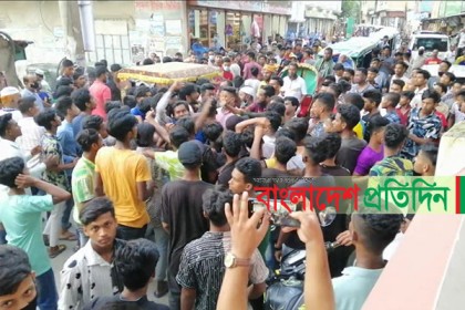 সিদ্ধিরগঞ্জে আওয়ামী লীগের কর্মীসভায় ছাত্রলীগের সংঘর্ষ