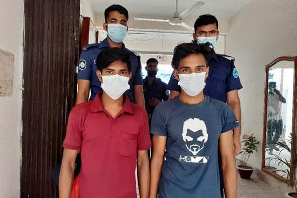 বোয়ালমারীতে দুই ডাকাত গ্রেফতার