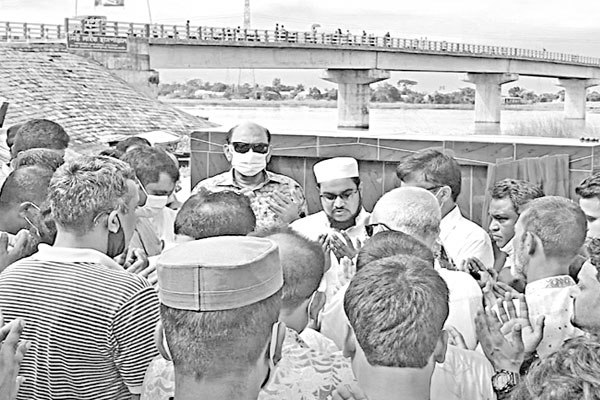 সংক্ষিপ্ত