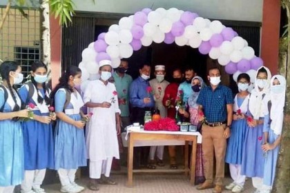 শ্রীমঙ্গলে স্কুলে স্কুলে উৎসবের আমেজ