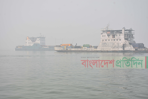 পুলিশ সুপারের তৎপরতায় পদ্মায় যুক্ত হল আরও দুই ফেরি