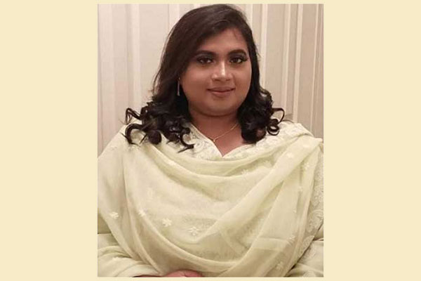 অস্ট্রেলিয়ায় বসে বাংলাদেশে প্রতারণার ফাঁদ  রোজীর!