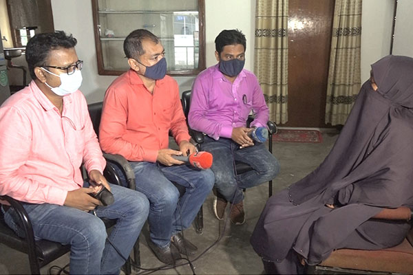 তরুণীকে পতিতাবৃত্তিতে বাধ্য করার অভিযোগ; আপন চাচা ও ফুপুর বিরুদ্ধে মামলা