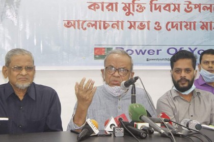 ক্ষমতা হাত ছাড়া হওয়ার ভয়েই গ্রেফতার অভিযান: রিজভী

