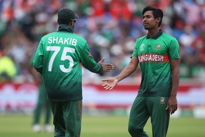 টি-টোয়েন্টিতে শীর্ষস্থান হারালেন সাকিব, উন্নতি নাসুম-মোস্তাফিজের