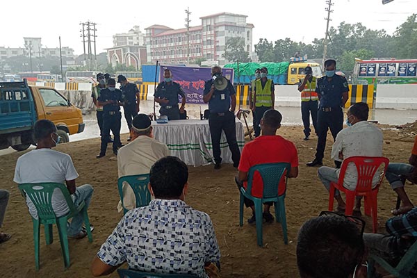 কালিয়াকৈরে হাইওয়ে পুলিশের ‘ওপেন হাউজ ডে’ পালিত