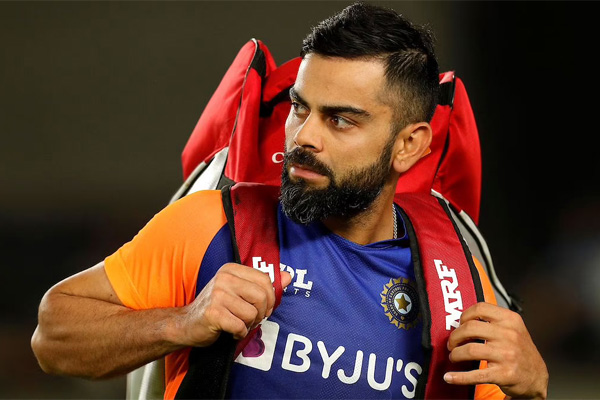যে ৫ কারণে টি-টোয়েন্টি দলের অধিনায়কত্ব ছাড়ছেন কোহলি

