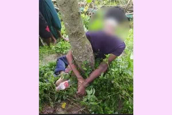 গাছের সাথে বাঁধা, মুখে স্কচটেপ প্যাঁচানো কিশোরের মরদেহ
