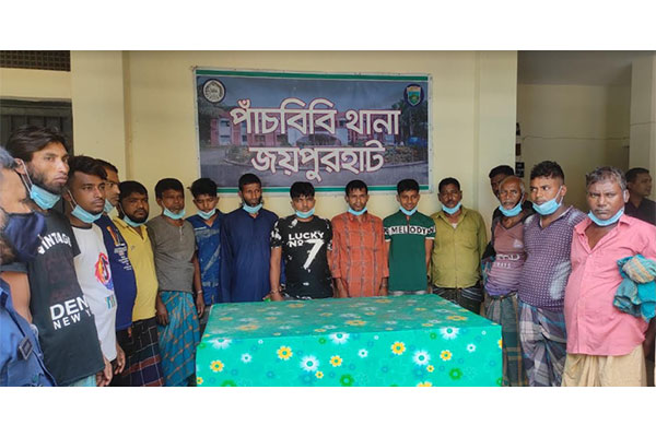 জয়পুরহাটে পুলিশের অভিযানে গ্রেফতার ৪২ 