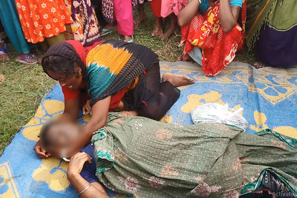 ফরিদপুরে ঝোঁপ থেকে নিখোঁজ কিশোরের লাশ উদ্ধার