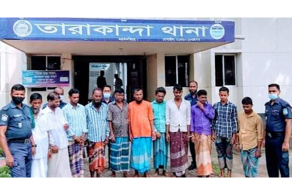 তারাকান্দায় ৩ মাদক ব্যবসায়ী ও ৮ জুয়াড়ি আটক 