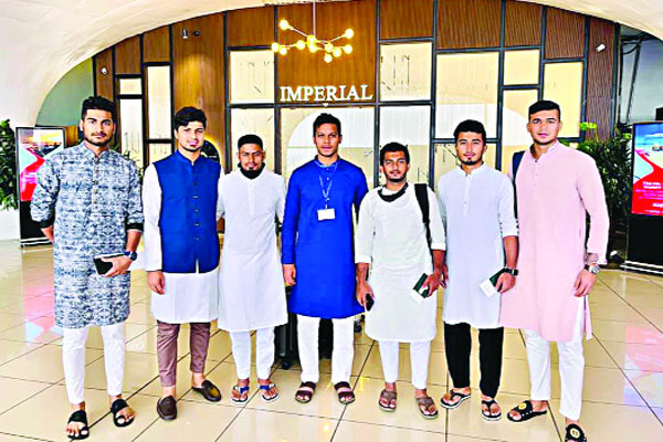 ওমরাহ পালনের উদ্দেশ্যে সৌদি আরব