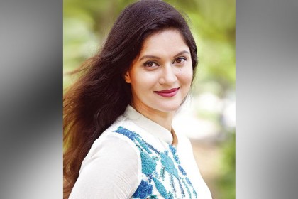 ইভ্যালি নিয়ে যা বললেন অভিনেত্রী মিথিলা