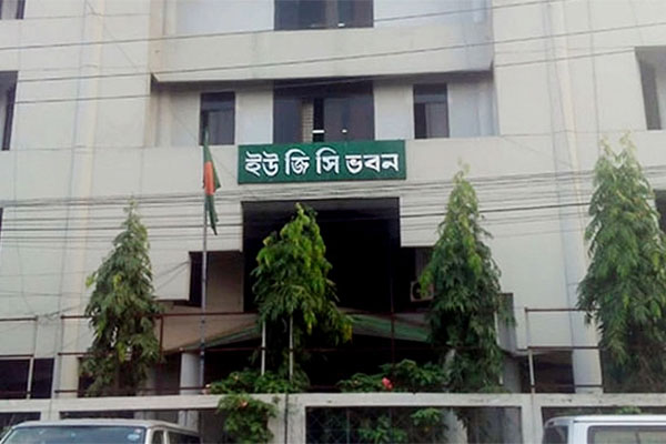 খুলছে বিশ্ববিদ্যালয়, বাড়ানো হচ্ছে নিরাপত্তা-নজরদারি