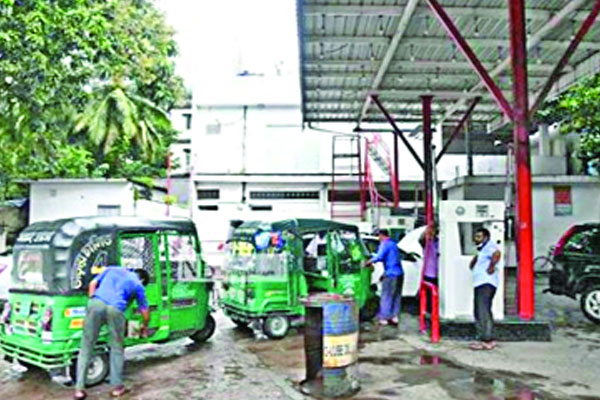 কালিয়াকৈরে গ্যাস সংকটের কবলে শিল্পকারখানা : উৎপাদন বিঘ্নিত