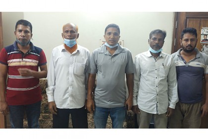 বরিশালে মানবপাচার
মামলায় সমঝোতার চেষ্টা ব্যর্থ