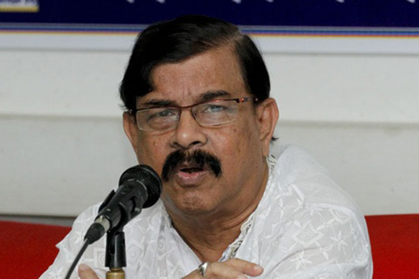 সরকার দেশের শিক্ষা ব্যবস্থা ধ্বংস করে দিয়েছে: মান্না