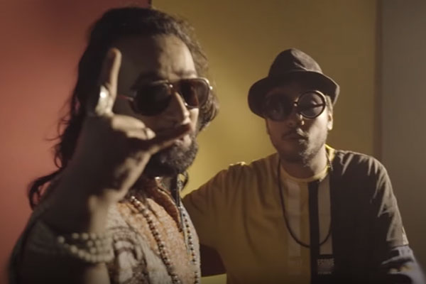 ‘মানিকে মাগে হিতে’র বাংলা ভার্সন প্রকাশ (ভিডিও)