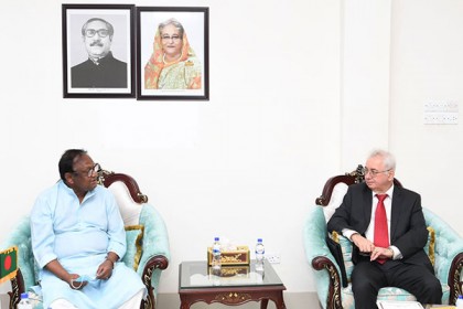রাশিয়ায় সরাসরি পণ্য রপ্তানিতে
সহযোগিতা চাইলো বাংলাদেশ 