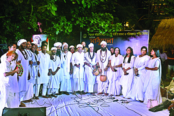 লালনের সুরের বৃষ্টিতে ভিজল শ্রোতারা