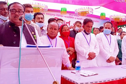 কৃষকের উন্নয়নে সরকার নানা পদক্ষেপ নিয়েছে : খাদ্যমন্ত্রী
