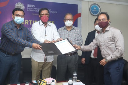 নর্দান ইউনিভার্সিটিতে পিএইচডি’র প্রস্তাবপত্র প্রদান ও সার্টিফিকেট বিতরণ