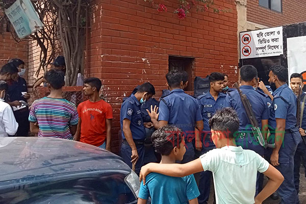 টঙ্গীতে কাজ করার সময় পাঁচ শ্রমিক অগ্নিদগ্ধ