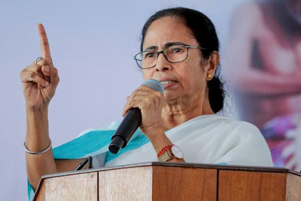 না জিতলে অন্য কেউ মুখ্যমন্ত্রী হবেন, আমাকে ভোট দিন : মমতা