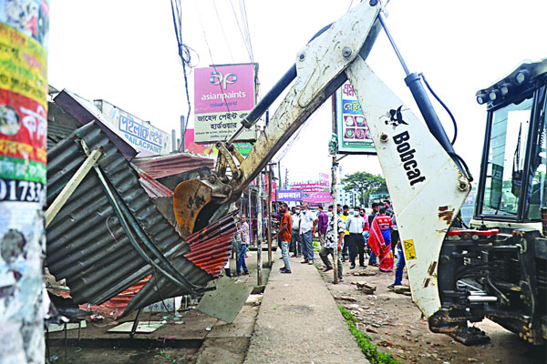 সিলেটে প্রভাবশালীদের পেটে সড়ক