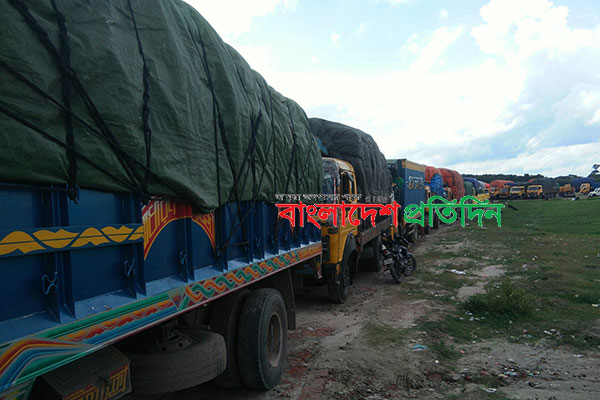 দাবি না মানলে ফের কর্মবিরতির ঘোষণা ট্রাক-কাভার্ডভ্যান, ট্যাংকলরি মালিক সমন্বয় পরিষদের