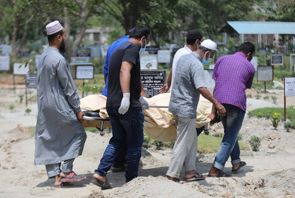 দেশে করোনায় আরও ৩১ জনের প্রাণহানি

